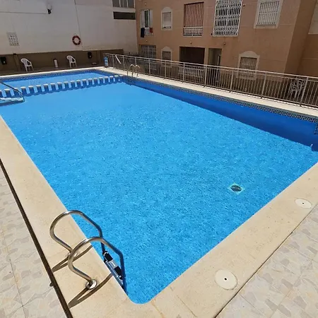 San Pascual With 3 Bedrooms And A Swimming Pool Torrevieja